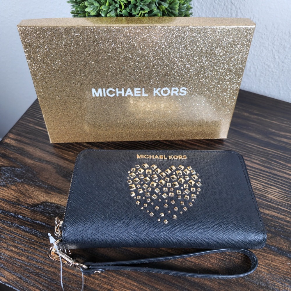 Michael Kors Black Leather Heart Studded Wristlet Phone Case Wallet Giftable